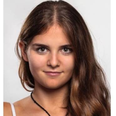 Photo-portrait-Aline-Piguet-1-pdf.jpg